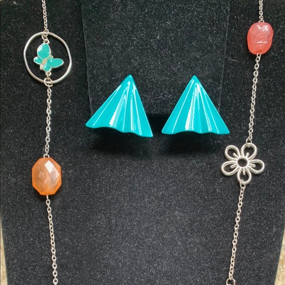 Set for $30 - Picture 2 of 6